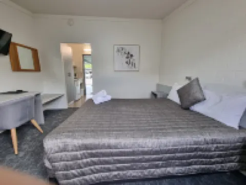 Y汽車旅館亞拉曼 布萊克巴特酒店