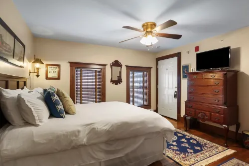 Trainmasters Inn - Homestays
