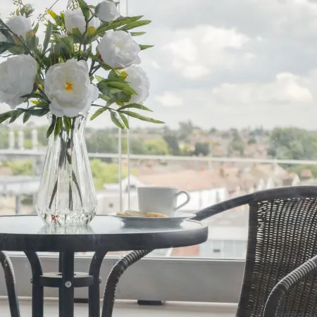 Morland House Apartments