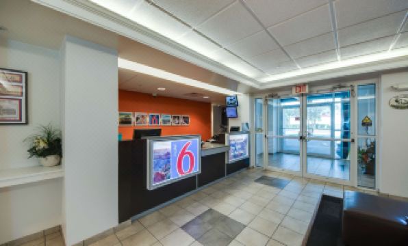 Motel 6 Brownsville, TX