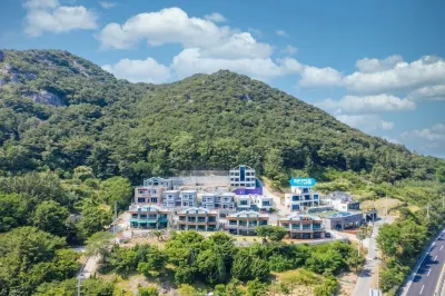 哈揚吉普-藍道鎮旅館 Jangsayeog附近的飯店