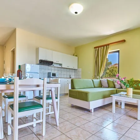 Nanakis Beach Luxury Apartments