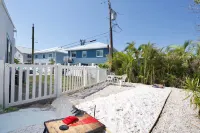 MT Coconut Cove #1 by Sun Palace Vacations - Homestays