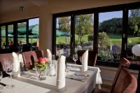 Hotel Weiherhof am Golfpark - breakfast