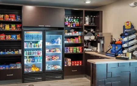 My Place Hotel-Shakopee, MN Отели в г. Прайор-Лейк