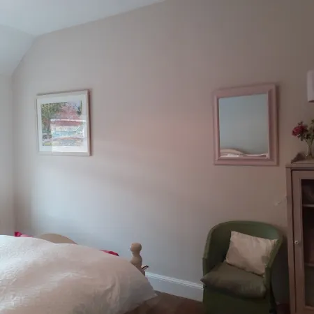 Bees Townhouse- Cupar