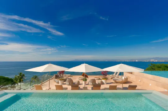 Maxwell Residences at Indah