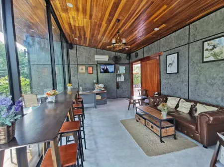 The Sky Roof Homestay @ Kiriwong