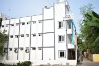 Wind Chimes Hotels in Periyamudaliyar Chavadi