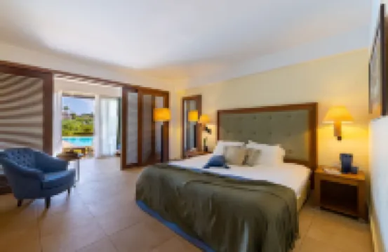 Giannoulis – Cavo Spada Luxury Sports & Leisure Resort & Spa