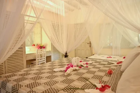 Lions' Luxury Eco Resort & Spa