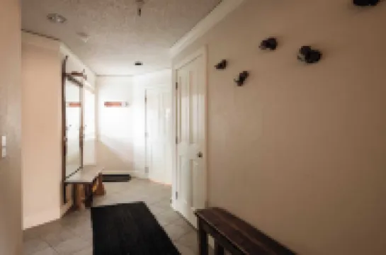 ロッカー バイ アバントステイ ゴージャス スキーイン スキー アウト  キャビン イン ハート オブ ブレック