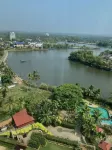 Crowne Plaza KOCHI by IHG - 5-Star