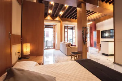 Apartamentos Reyes Católicos Các khách sạn gần Terminal 1 of Granada Airport