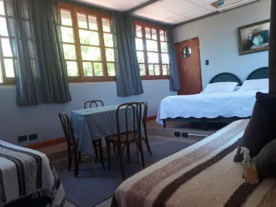 Virgen Del Cerro Apartments فنادق في 