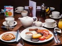 CBH The Feathers Hotel & Restaurant - breakfast