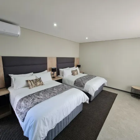 Luxe on Ridge Boutique Hotel Hotels in Berea