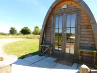 2 Bed Pod Cabin-Sleeps 2-Pets-Garden-Mtn View Hotels in Omagh