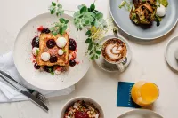 Vibe Hotel Adelaide - breakfast