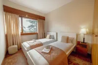 Grand Botanic Garden Apartment by Vacationy Hotels near Edificio Vodafone