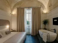 Artemisia Domus - Giardino Hotels near Chiaia