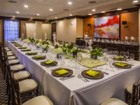 拉斐爾飯店，傲途格精選