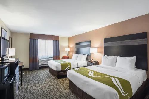 Quality Inn & Suites Hotel di Belanda