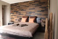 La Vela Hotels in Peillon