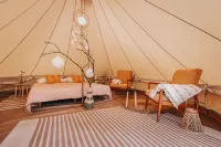 Glamping Černická Obora Hotels in Sudoměřice u Bechyně