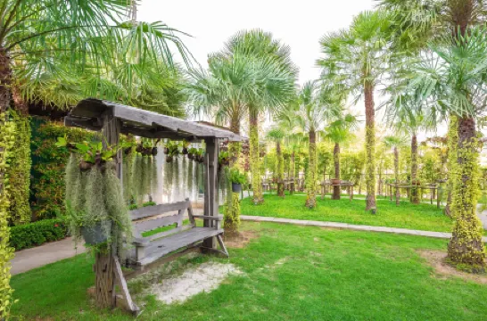 Sungthong Kamala Beach Resort