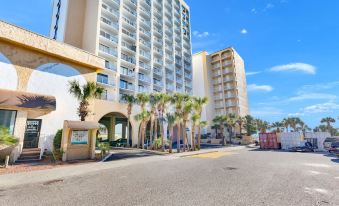 SeaMist Driftwood Vacation Studio with Balcony