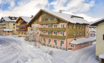 Apartments & Garni Alpenrose