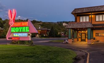Rabbit Ears Motel