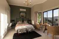 Dunvegan Lodge Hotels in Kalk Bay