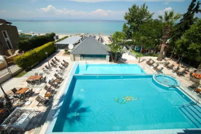 Naias Hotels in Paradisos