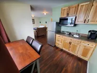 {Forget-Me-Not Inn} Alaskan Waterfront Vacation Rental (Deer Suite) Hotels in Sitka