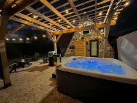 The Rock A-Frame - Modern, Private Patio, Location Hotels in Morgan County