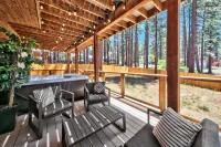 Spacious Luxury Home with Hot Tub and Boat Parking - Charming Retreat