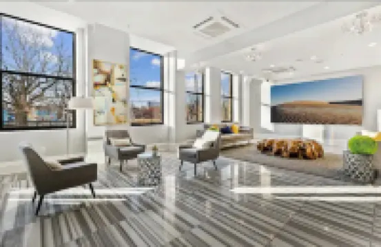 Charming Rooftop Oasis and Modern Amenities - Elegant Escape