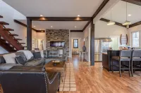 Contemporary Mountain Retreat with Media Room and Fireplace - Charming Escape