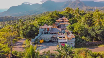 多貝爾V度假村 Ria Beach附近的飯店