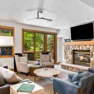 Christie Club 306 Rooms