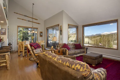 Mountain Views and Indoor Heated Pool - Spacious Family Retreat Hotels in Winter Park