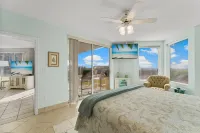 Gulf-Front Access and Spectacular Views - Gorgeous Beachfront Retreat Hotels in Seacrest