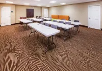 La Quinta Inn & Suites by Wyndham Pasadena