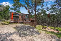 Luxury Studio Cabin with Stunning Views - Serene Romantic Retreat Hotels in Hays County