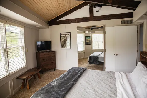 Devil's Lookout Hotels in Seven Devils