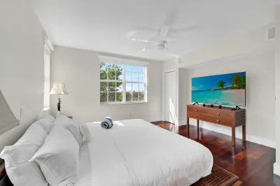 Ocean View Penthouse | Retreat amenities: tennis court, heated Pool | Vista Key Two