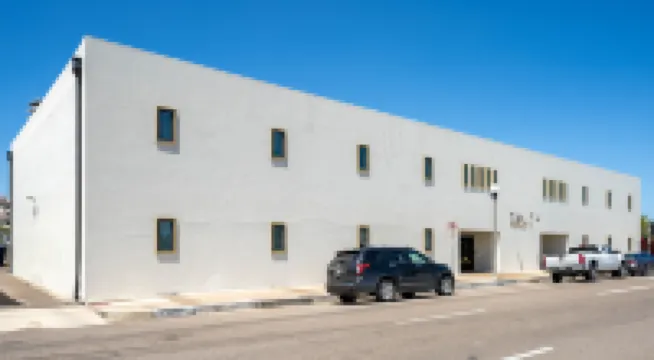 Cozy Urban Escape with Modern Amenities - Charming Downtown Haven