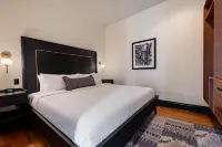 4BR Exclusive Downtown Group Penthouse | The Mayfair